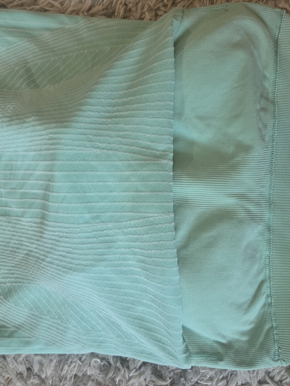 Lululemon Ebb To Street Cropped Tank In Wild Mint Sz 4 - Picture 7 of 8
